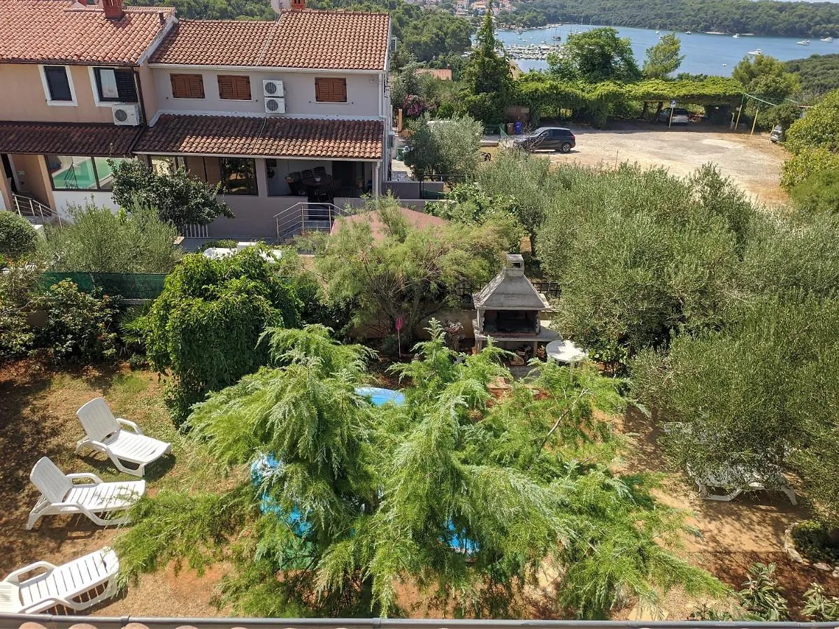 Villa Triton Vinkuran Maison d'hôtes